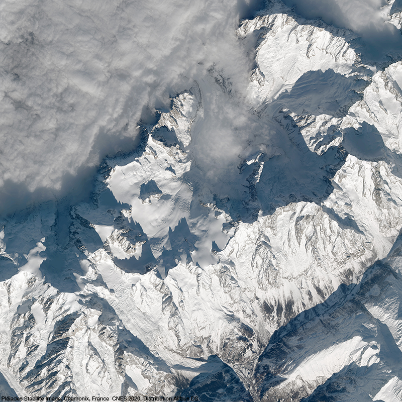 PLÉIADES - 蒙特Blanc冰川，夏蒙尼