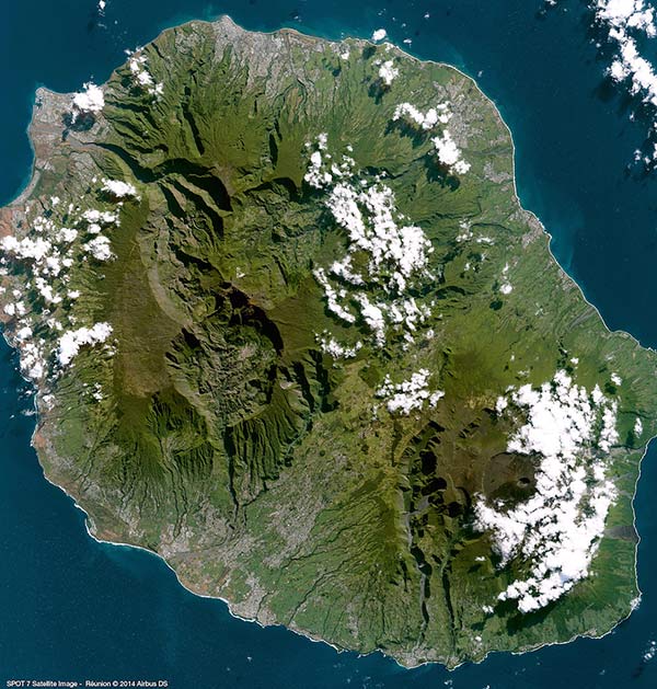 Martinique Island的Spot6 / 7卫星图像